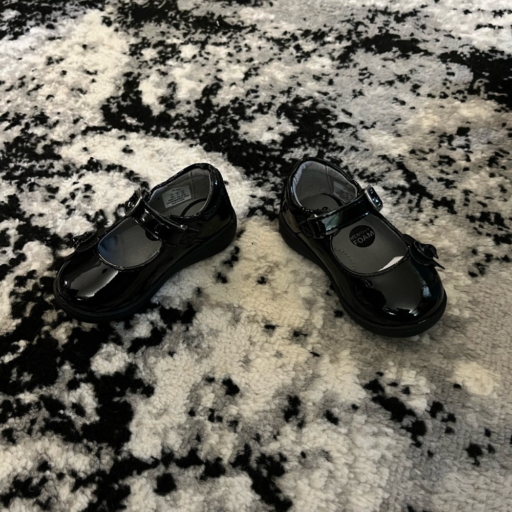 Stride Rite fancy girls black shoes